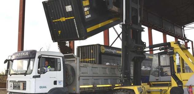 Obnovená vlečka v MAPE Mydlovary ušetřila jízdu 4 700 kamionů, které by jinak zatížily okolní obce